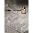 Kép 2/3 - piemme uniquestone titanium chevron matt padlólap 10x53 cm