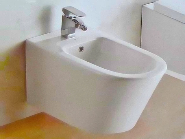 AREZZO Indiana függesztett bidet AR-103
